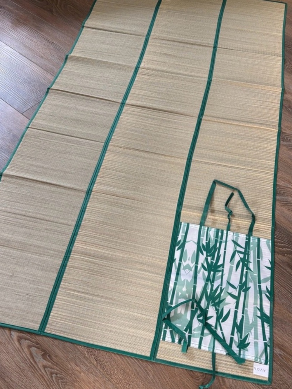 Avon “On The Go” FoldableStraw Mat with Bamboo Print